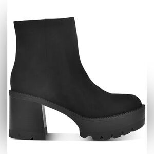 Wild Pair Women's Black Margoee Platform Booties Size 9.5